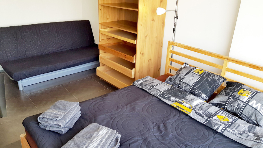 Others 5, Walk distance to mokotow business park, Warsaw