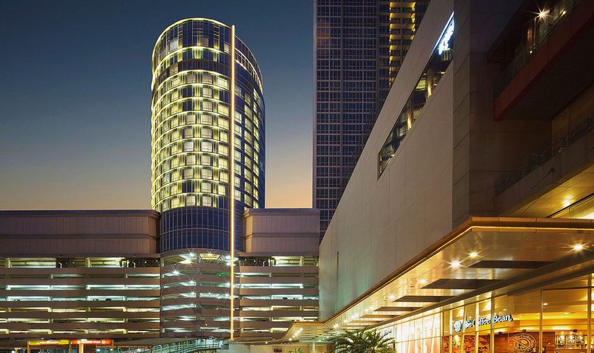 Exterior & Views 29