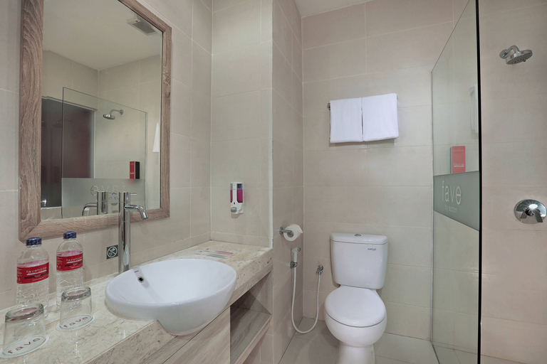 Bathroom 5, fave+ hotel Banjarbaru, Banjarbaru
