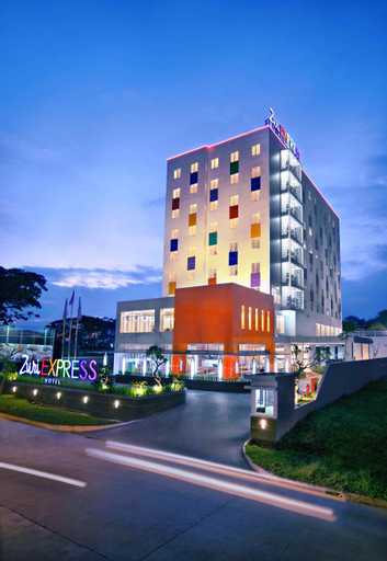 Zuri Express Lippo Cikarang, Cikarang