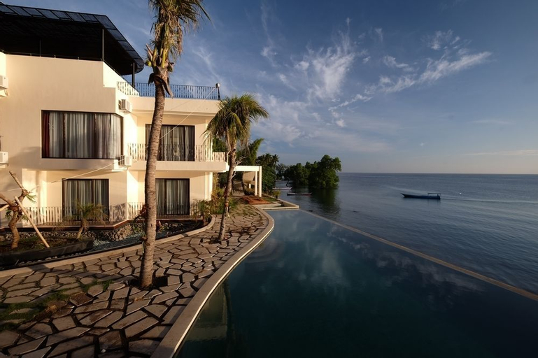 CAPA Resort Maumere, Sikka