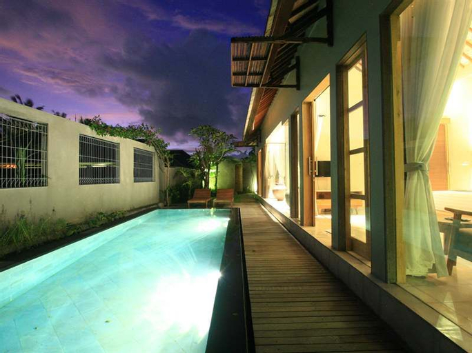 Swimming Pool 17