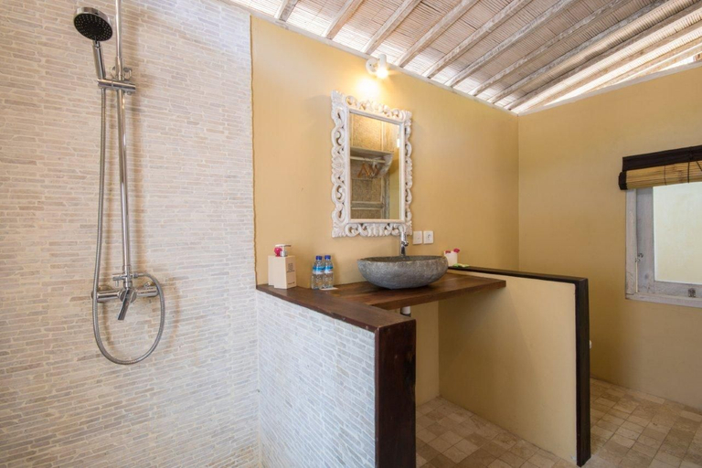 Bathroom 5, Les Villas Ottalia Yoga & Diving, Gili Meno, Lombok