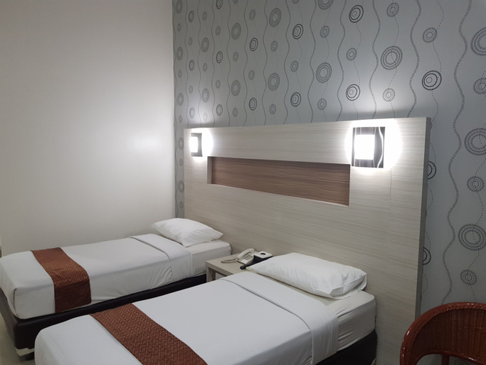 Bedroom 8