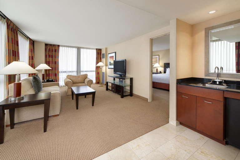 Hilton Chicago O'Hare Airport, Cook
