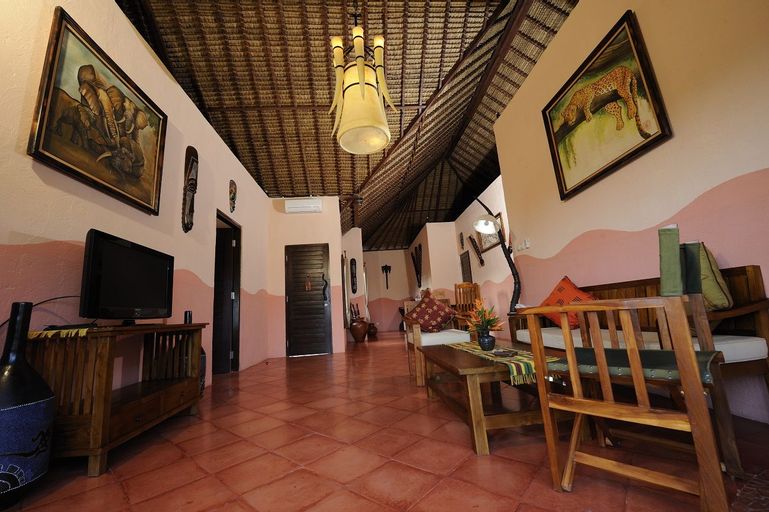 Mara River and Safari Lodge, Gianyar