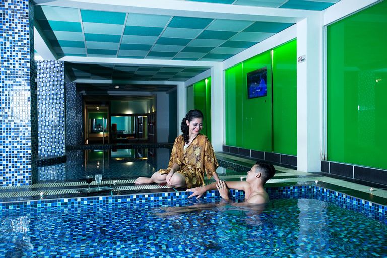 Hotel Maximillian, Karimun