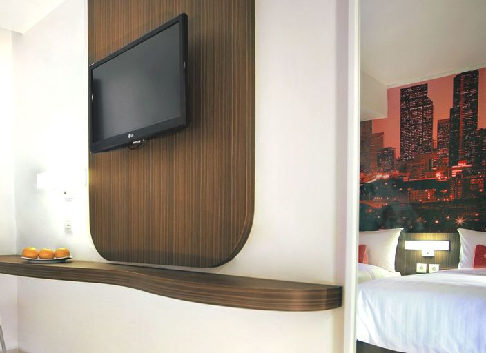 Bedroom 13