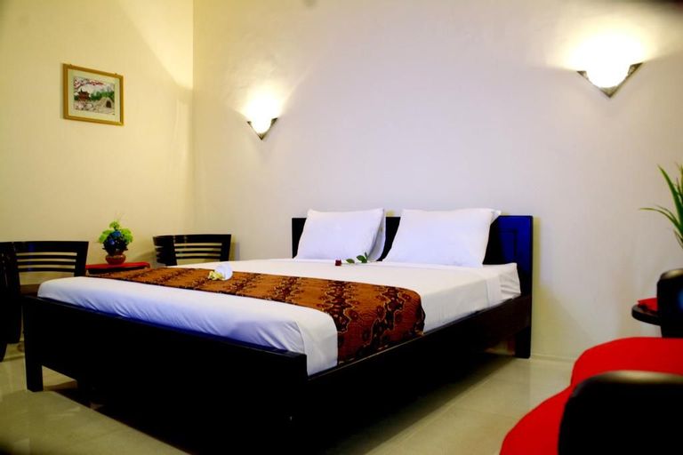 ILHAMI HOTEL BLITAR - Tap to explore photos