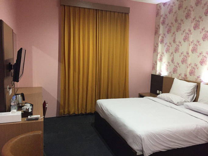 Bedroom 6