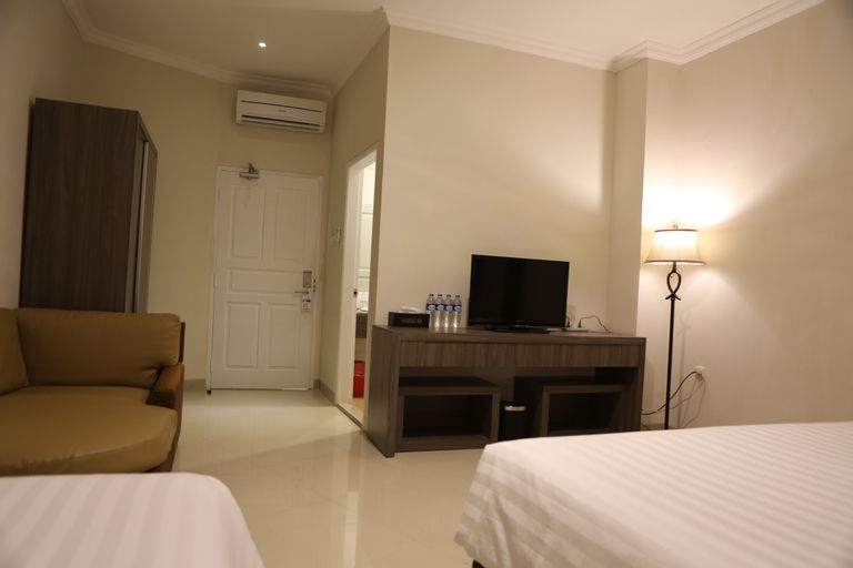 Hotel 55 International, Jakarta Barat