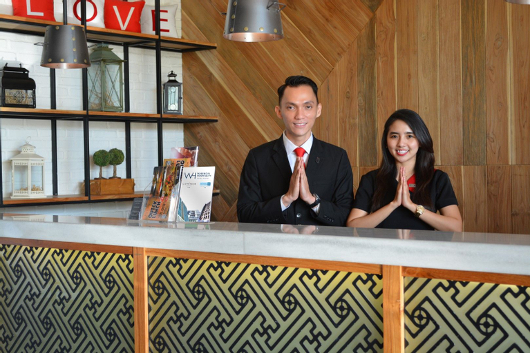 Public Area 3, Luminor Hotel Jemursari by WH, Surabaya