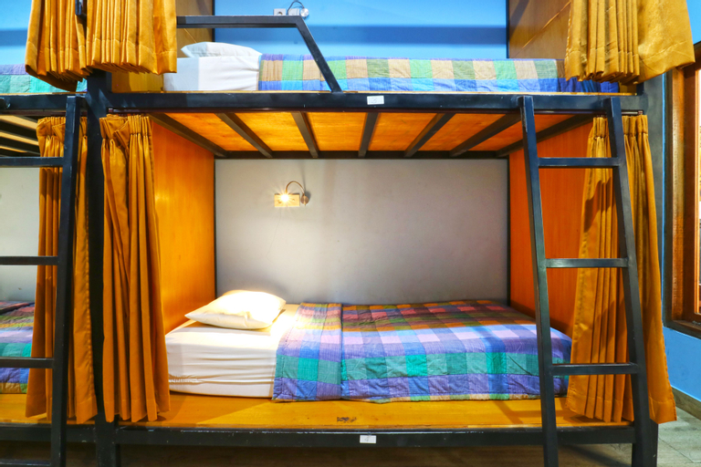 Bedroom 28