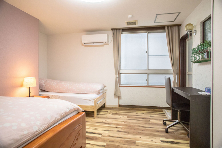 Bedroom 2, Minhouses, Kyoto