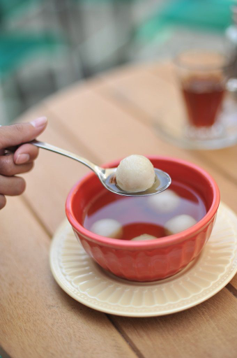 Food & Drinks 23