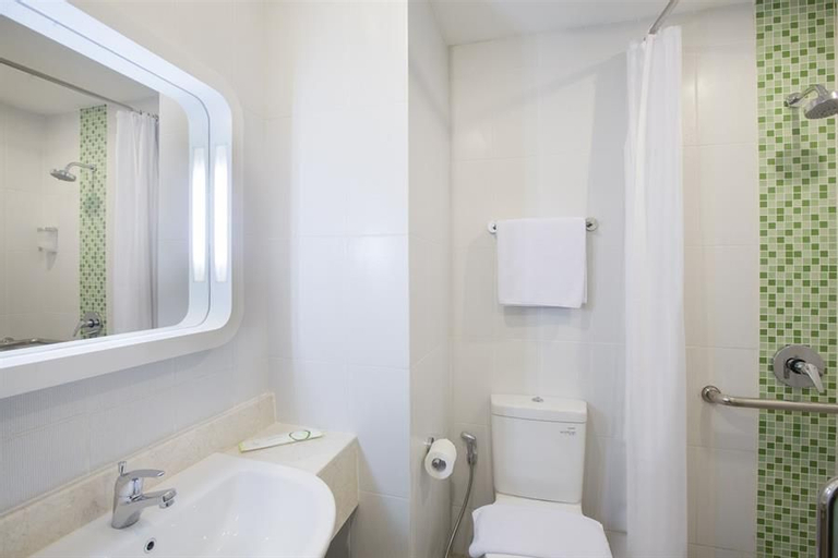 Bedroom 5, Zest Airport Jakarta by Swiss-Belhotel International, Tangerang