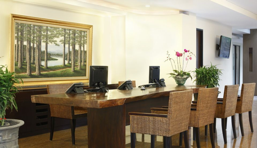 Public Area 4, Hotel Santika Kuta Bali, Badung