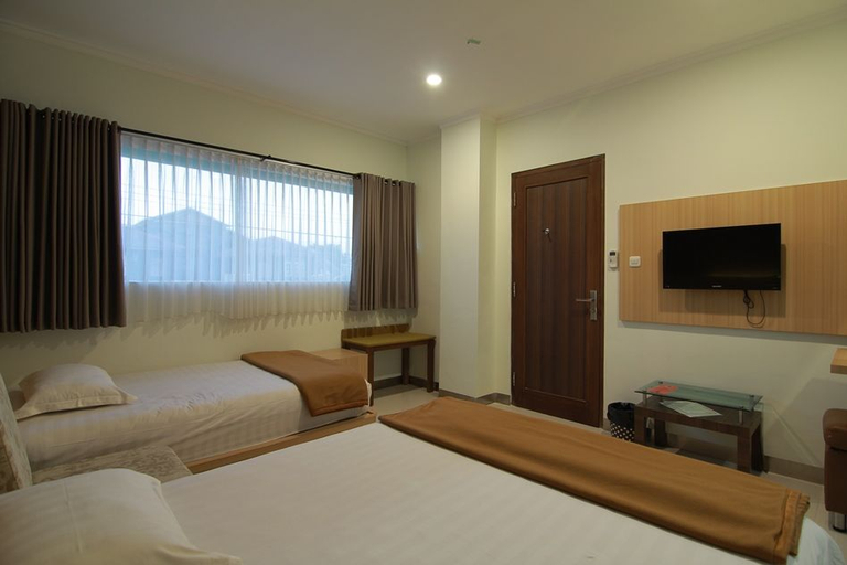 Bedroom 5, F77 Family Budget Hotel, Yogyakarta