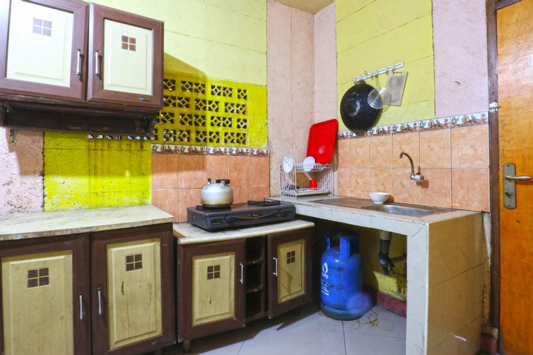 Dining Room 4
