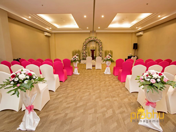 Crystal Kuta Hotel by Prabhu, Badung
