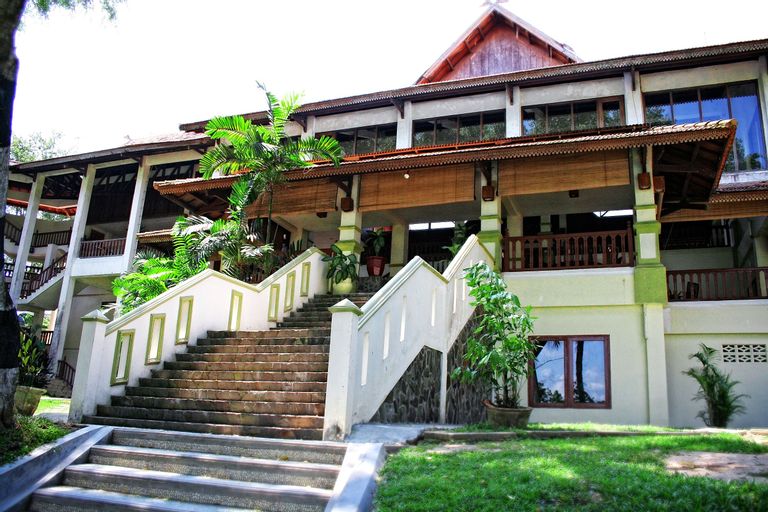 Ratu Hotel & Resort, Jambi