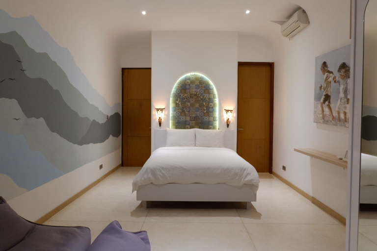 Bedroom 12