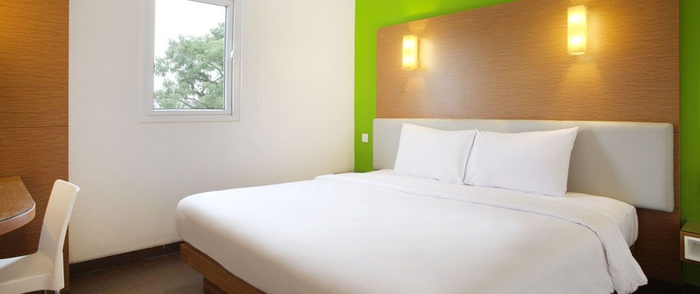 Amaris Hotel Malang - Tap to explore photos