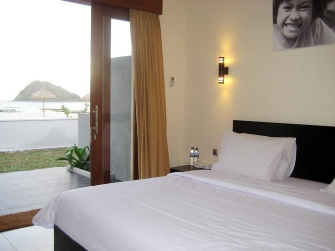 Bedroom 2, Bumbangku Beach Cottages, Lombok