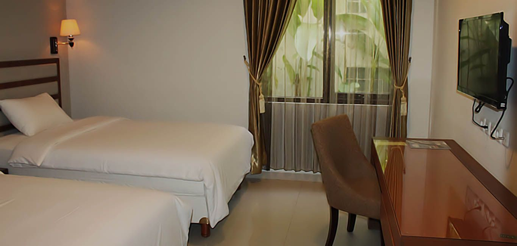 Bedroom 3, The Summit Siliwangi Hotel, Bandung