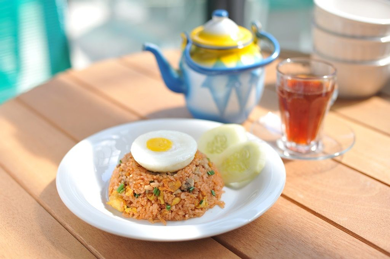 Food & Drinks 19