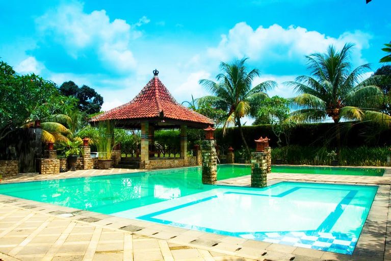 Desa Gumati Hotel & Resort- Sentul Bogor, Bogor