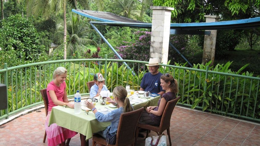 Hotel Deli River and Restaurant Omlandia, Deli Serdang