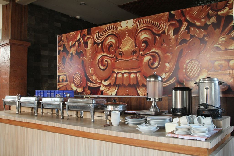 Food & Drinks 5, Simpang Inn Kuta, Badung
