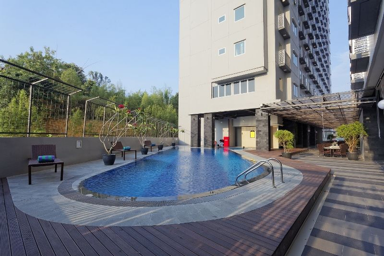 Nagoya Mansion Hotel & Residence Batam, Batam