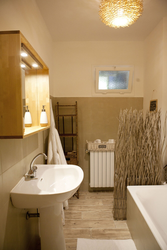 Bathroom 4, La Bastide de la Provence Verte, chambres d'hotes, Var