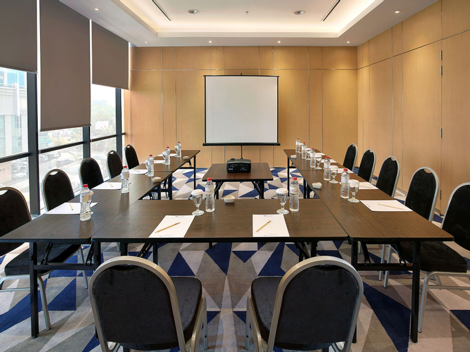 Business Facilities 24