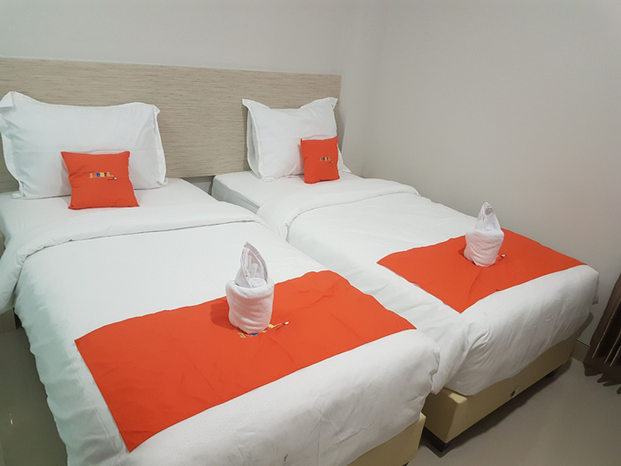 Jorrel Inn Banyuwangi Room Type - Standard Twin Room