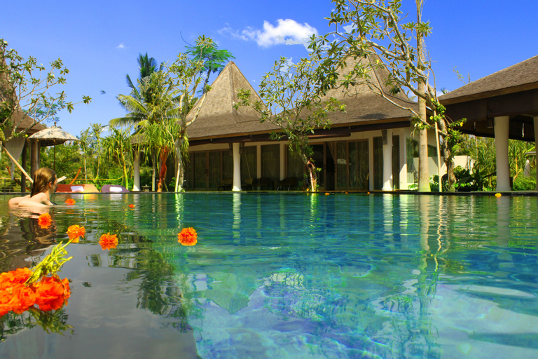 Swimming Pool 3