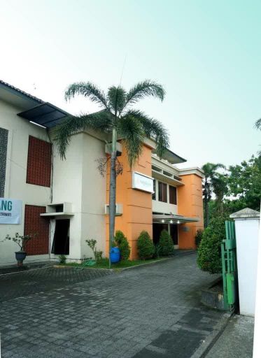 Assalaam Syariah Hotel Solo, Solo