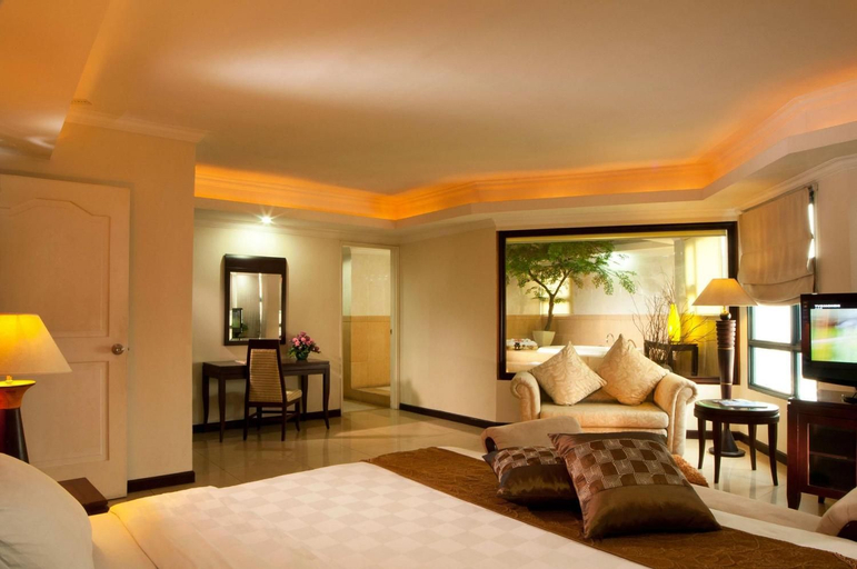 Grand Tropic Suites Hotel, West Jakarta