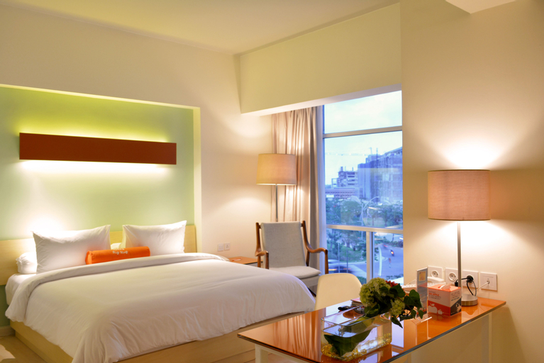 Bedroom 3, HARRIS Hotel & Conventions Bekasi, Bekasi