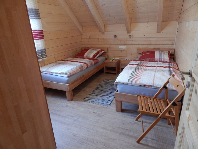 Bedroom 3, Holzblockhaus Stark, Kelheim