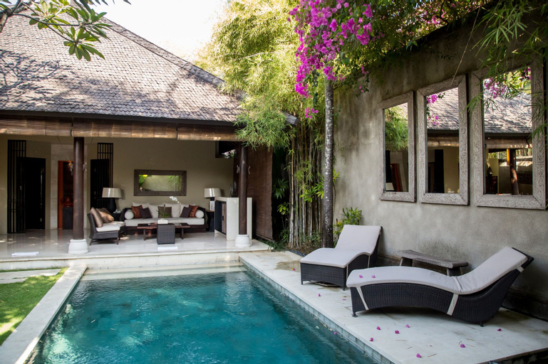 Swimming Pool 1