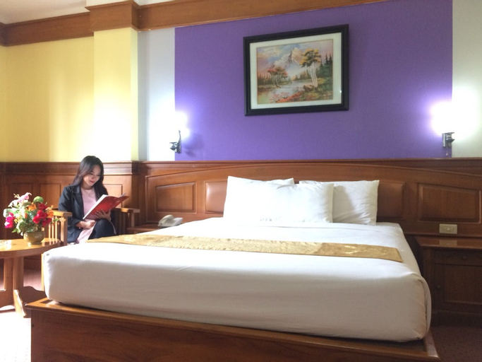 Bedroom 6