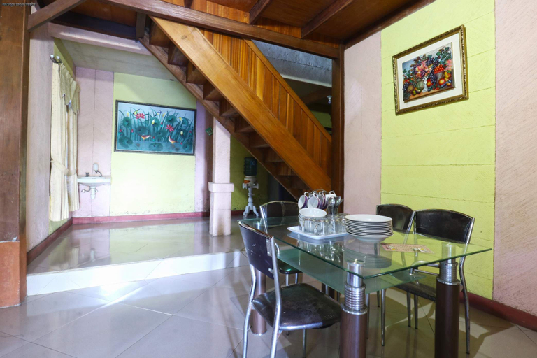 Dining Room 6