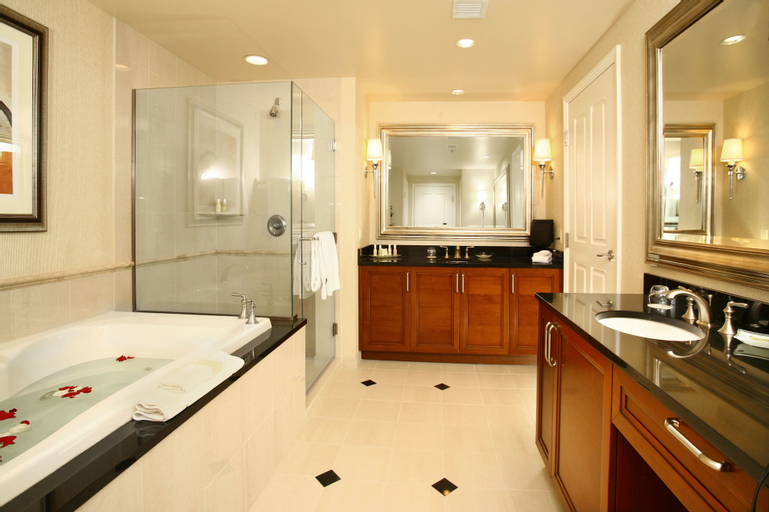 Luxury Suites International At The Signature, Clark
