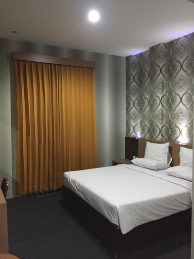 Bedroom 9