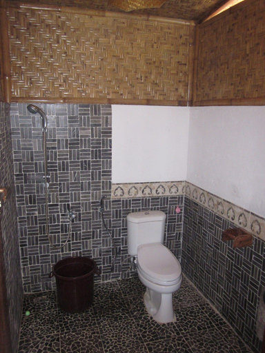 Bathroom 4, Cemara Beachfront Suite, East Sumba