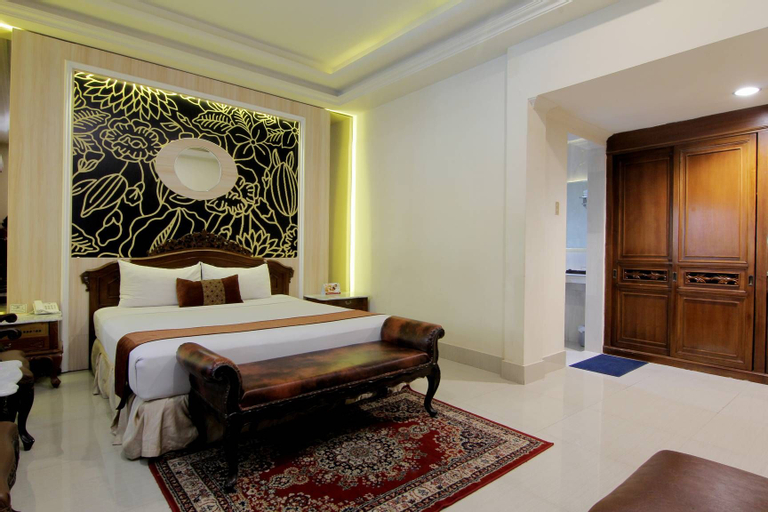 Bedroom 13