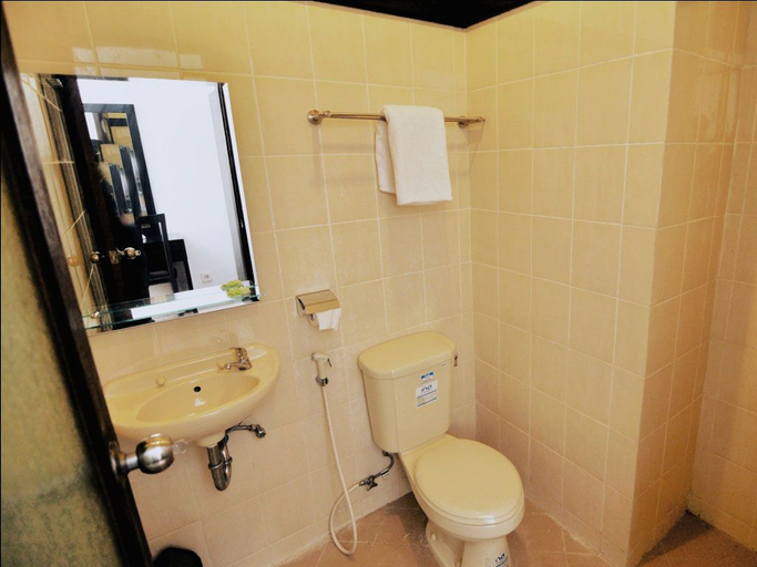 Bathroom 5, Jesen Inn 2, Badung